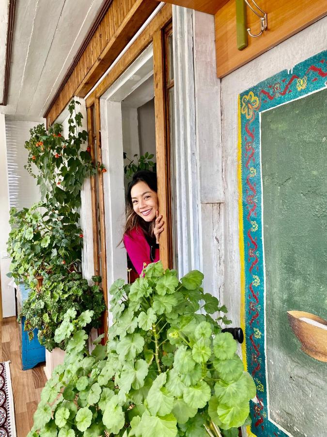 Gulnara Guest House Balykchy Exterior photo