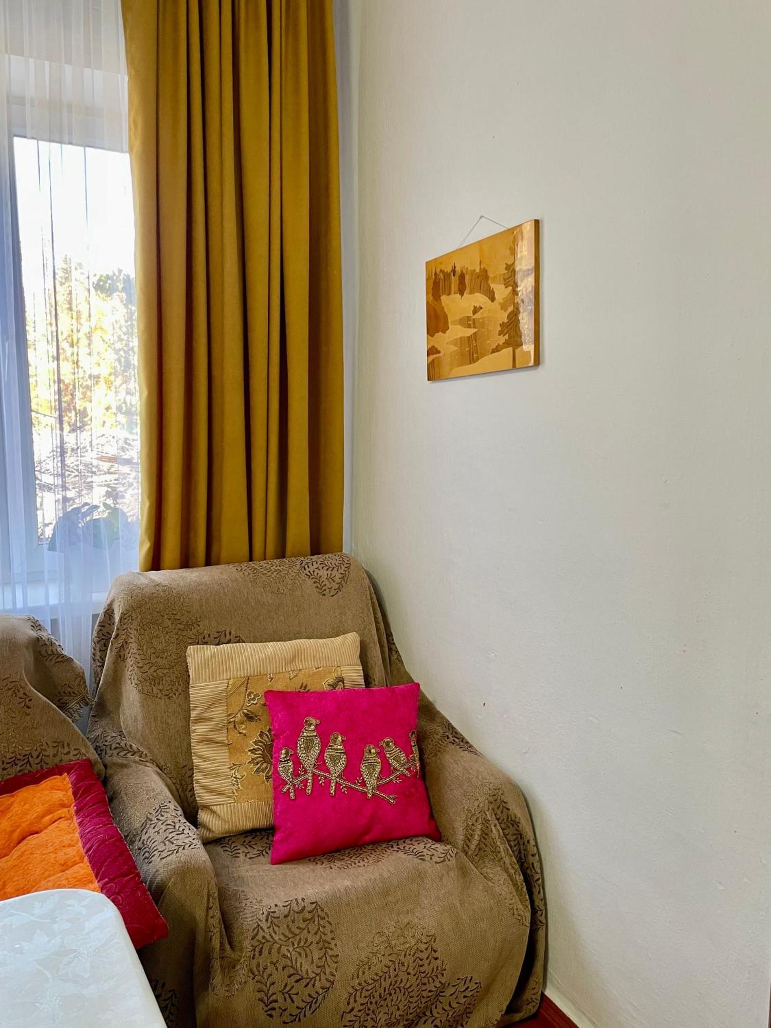 Gulnara Guest House Balykchy Exterior photo